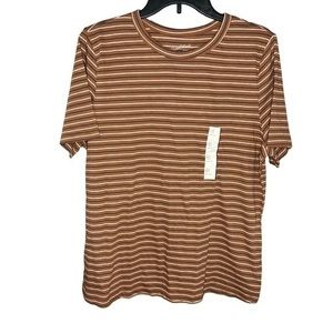Universal Threads Women’s Striped T-Shirt